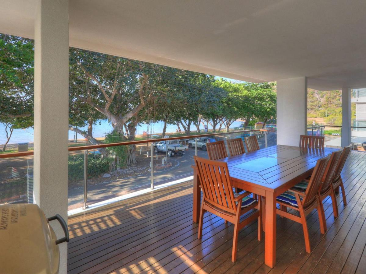 Maggies Beachfront Apartment 3 Horseshoe Bay Exterior photo